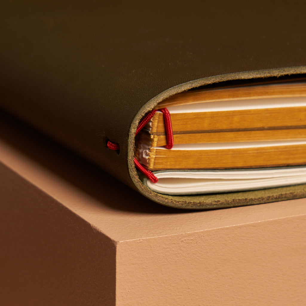 grand voyageur | leather journal