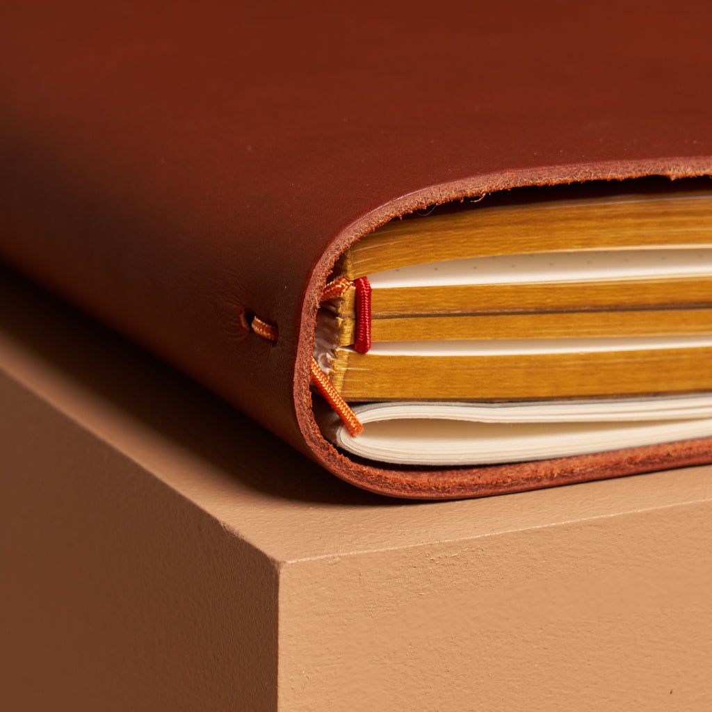 grand voyageur | leather journal